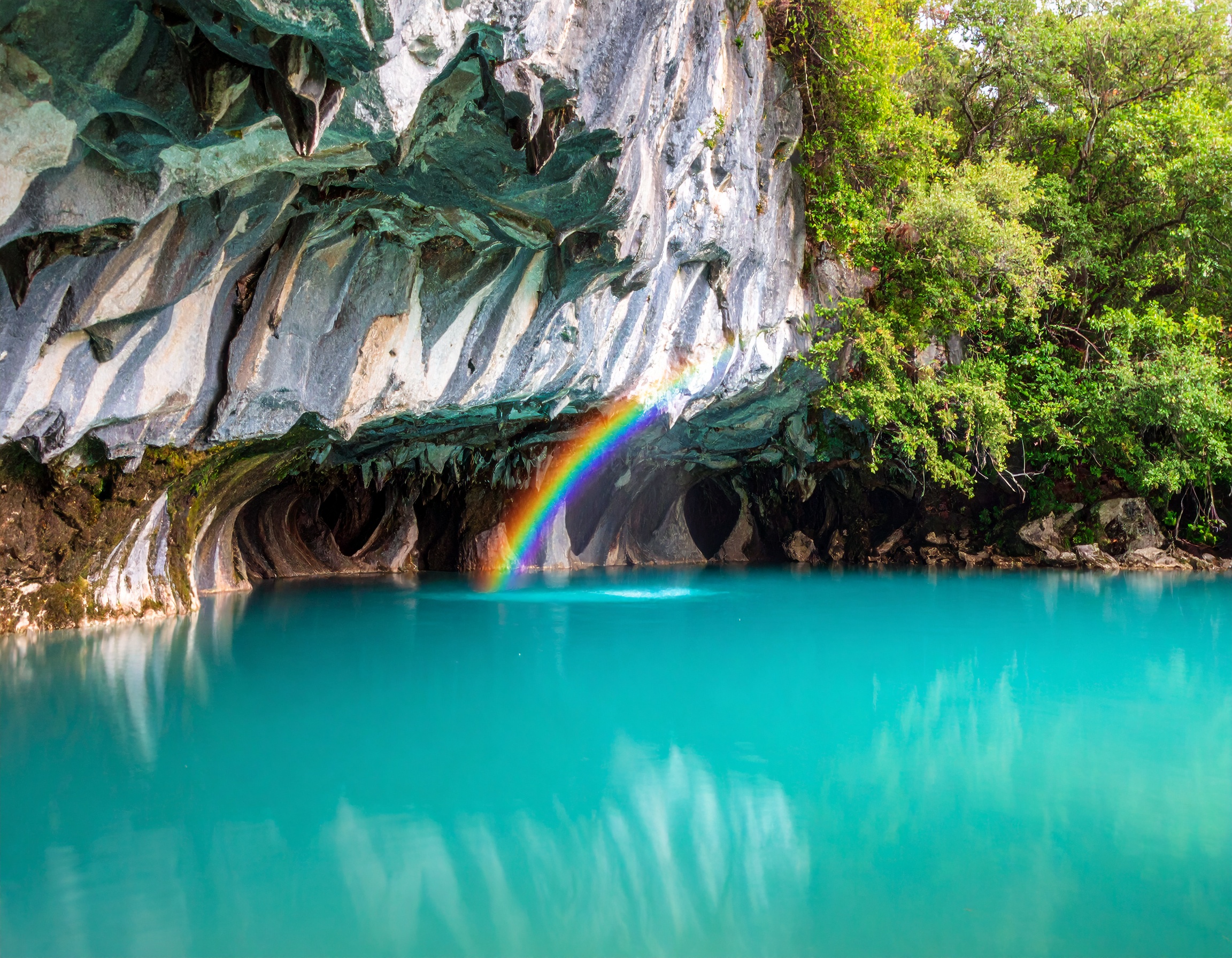 Hebrews 4:16 (NLT) - So let us come boldly to the throne of our gracious God.